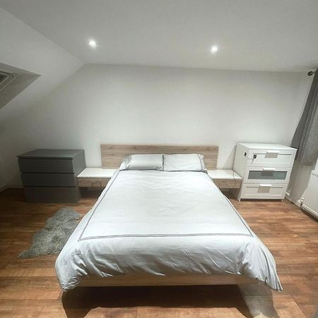Spacious Private Room In Vibrant South London Thornton Heath Ngoại thất bức ảnh