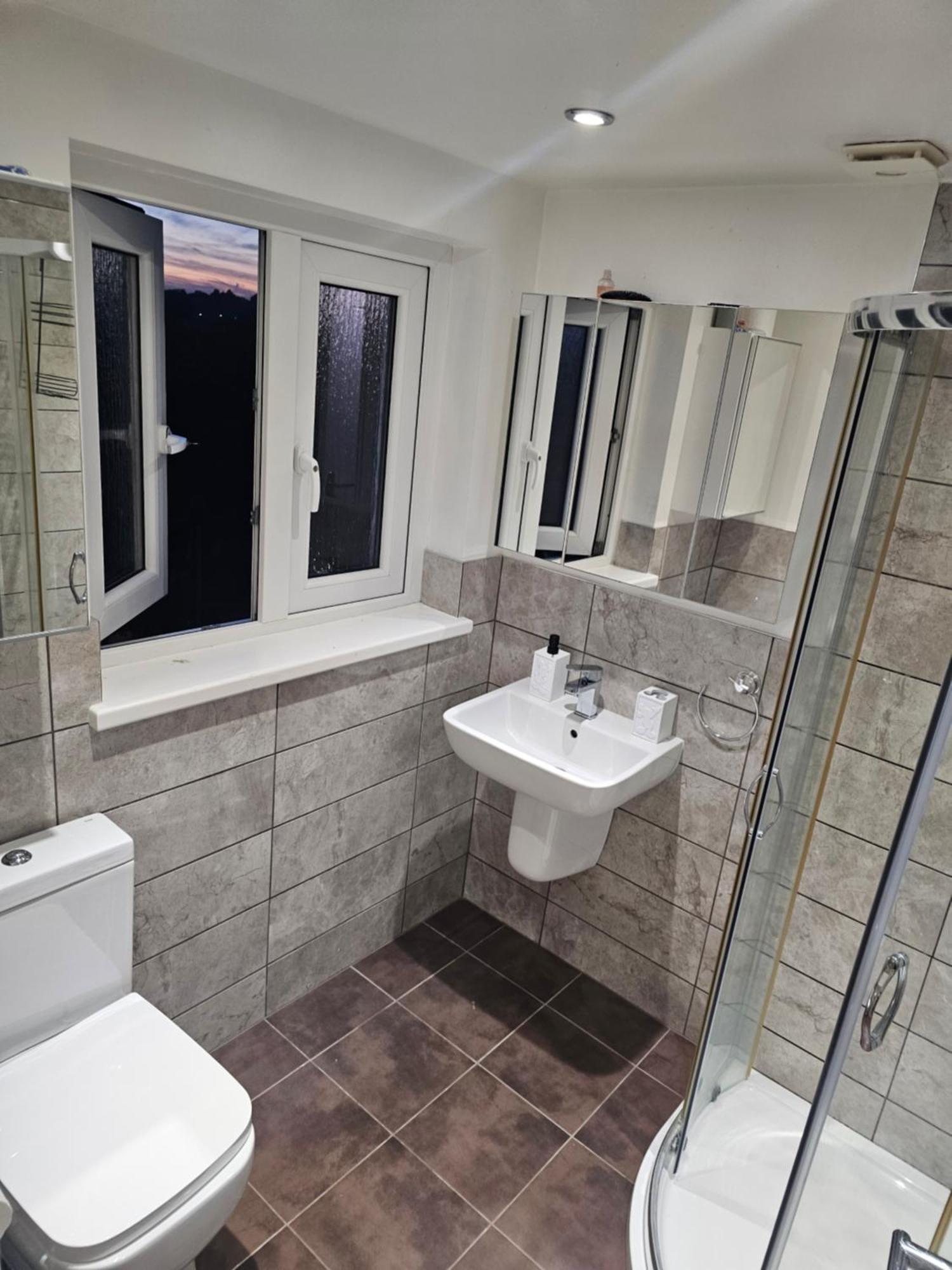Spacious Private Room In Vibrant South London Thornton Heath Ngoại thất bức ảnh